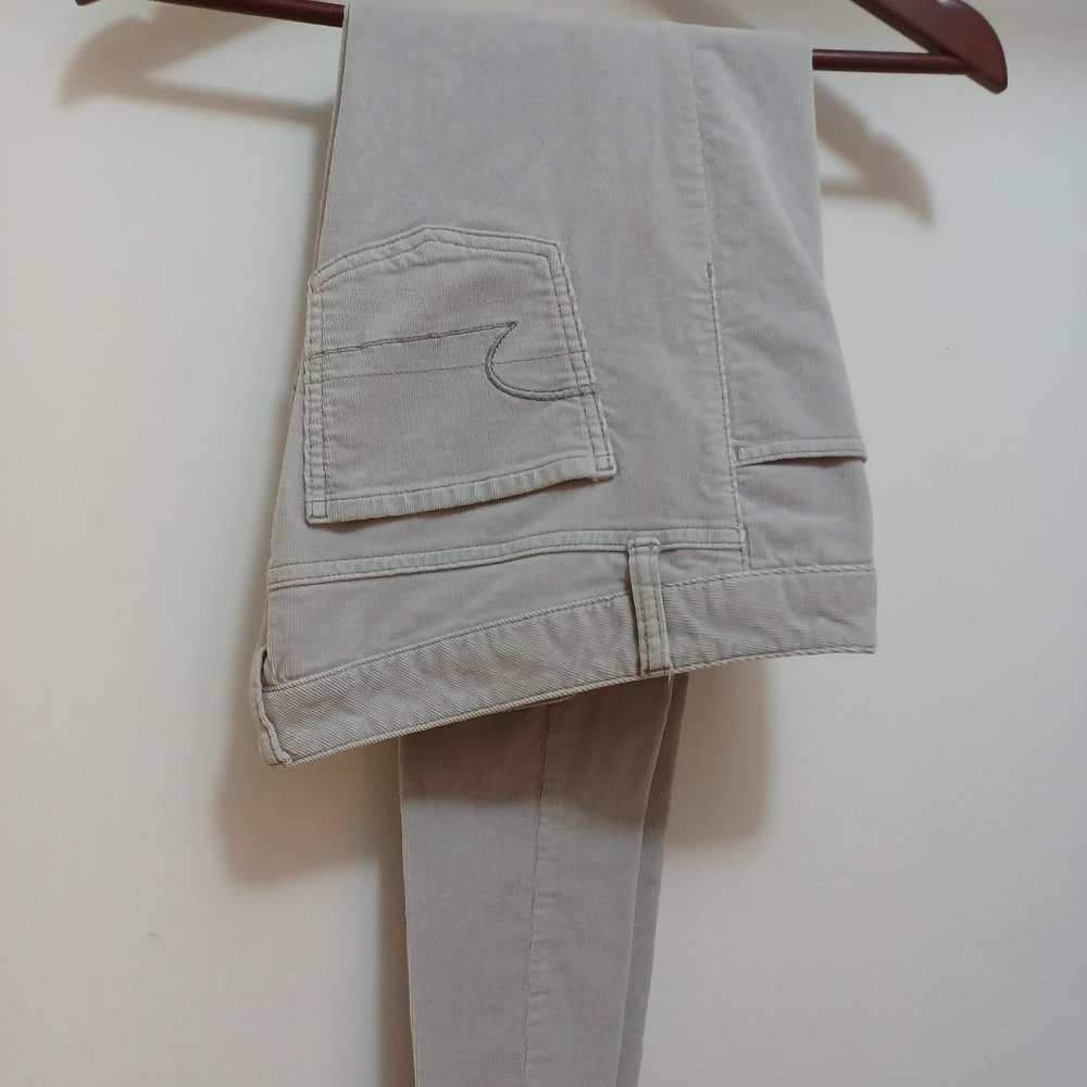 AEO grey corduroy jeggings